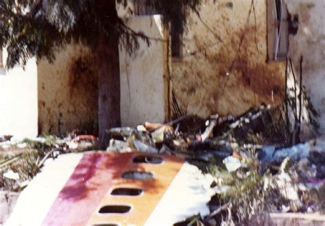 Although he wanted to clear James McFeron&x27;s name at his death, the captain of the Boeing 727 airliner that collided with a Cessna flying overhead of North Park at San Diego International Airport may never be justice served. . Psa flight 182 faces of death video